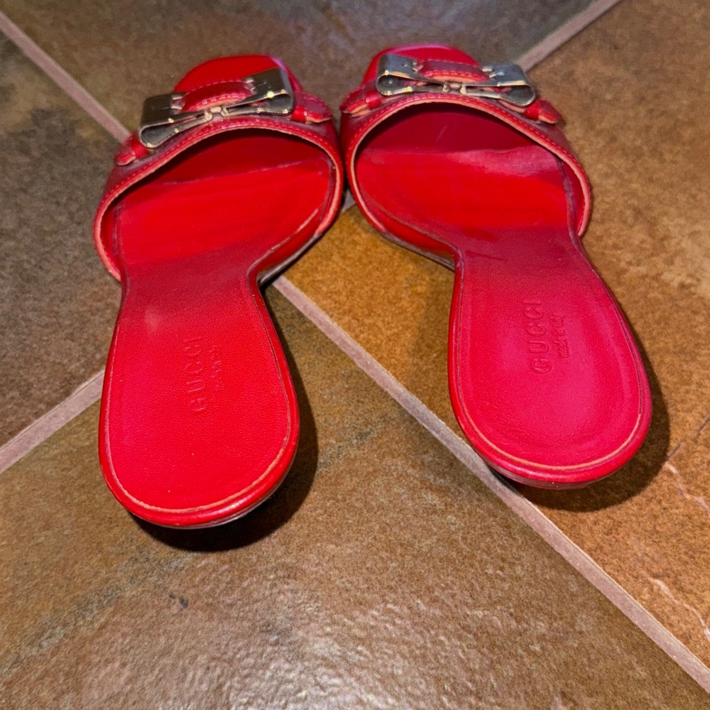 Gucci Women's Red Heeled Mules - Picture 2 of 3